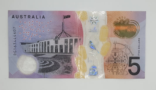 2016 Reserve Bank of Australia - 5 (Five) AUD Australian Dollars Banknote Serial No. BD 162995798 P-62a