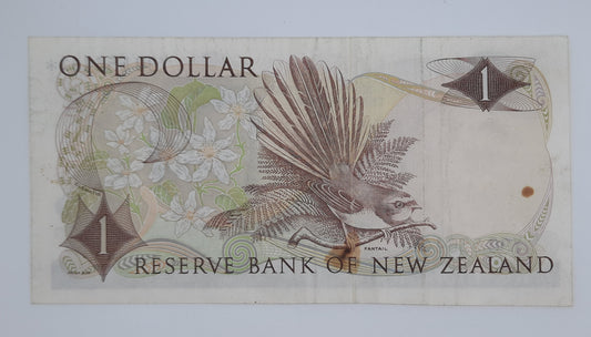 1968 (1973) Reserve Bank of New Zealand - $1 (One) NZD Dollar Replacement Banknote, Serial No. Y90 556441 * P-163b*