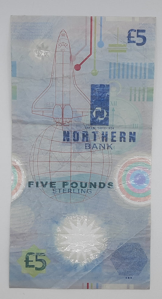 1999 Northern Bank Northern Ireland UK - 5 Pounds Note Serial No. MM 1765035 P-203a
