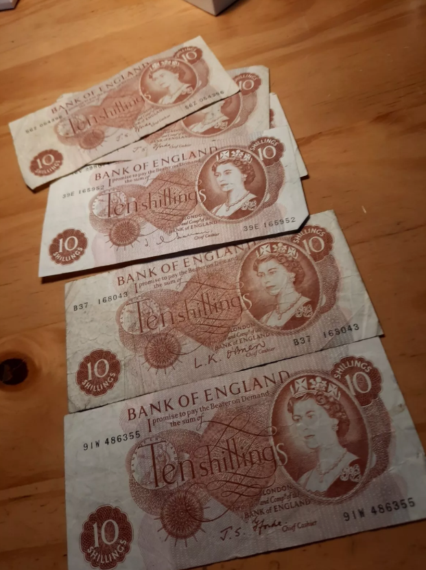 1960s -1970s Bank of England 10 /- British Shillings old Banknote - various Cashiers available on request