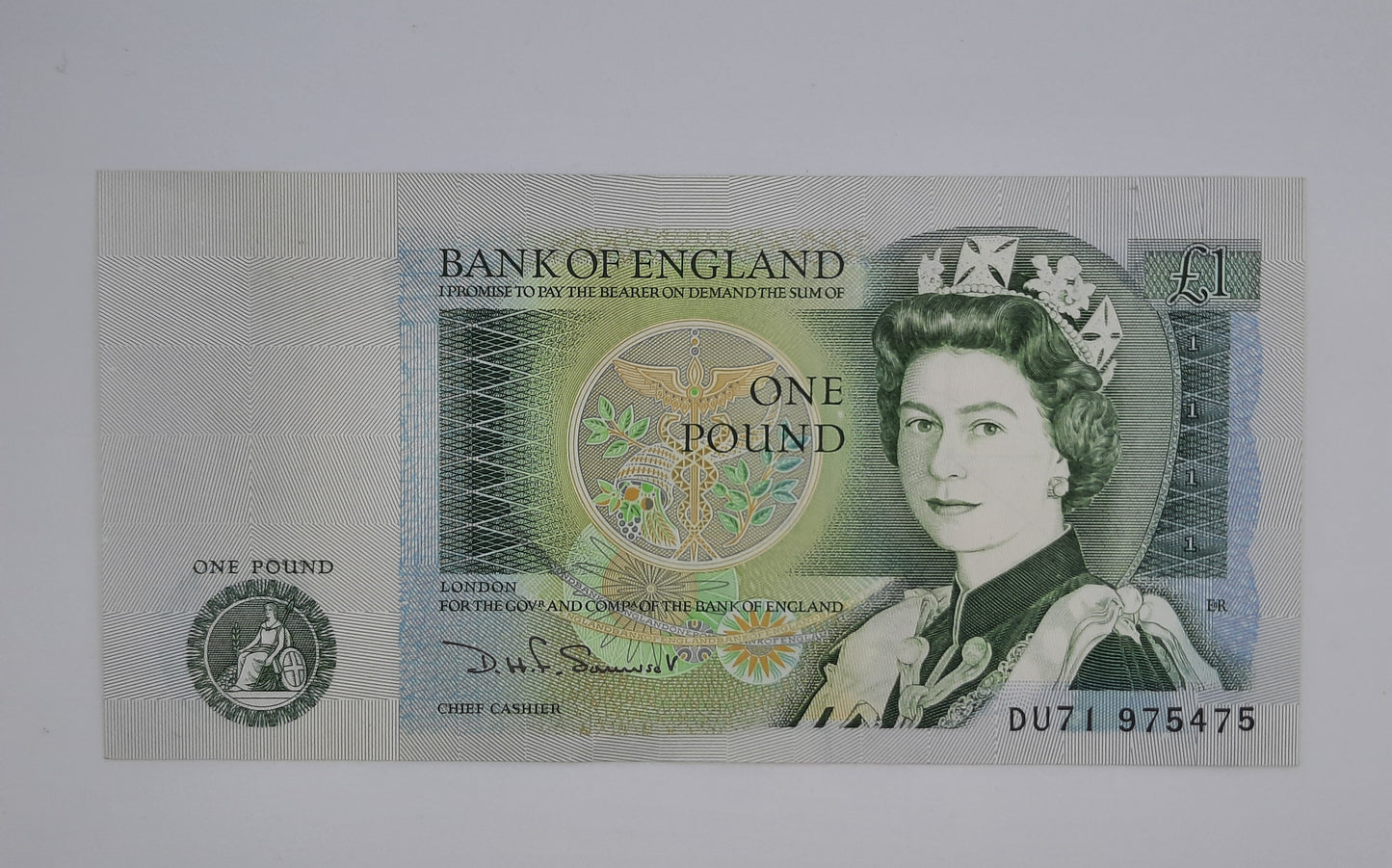 1981 Bank of ENGLAND, United Kingdom - £1 (One) British Pound Banknote, Serial No. DU71 975475