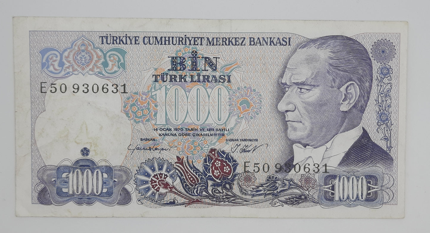1986 Central Bank of TURKEY - 1000 Lira Banknote Serial No. E50 930631 P-196