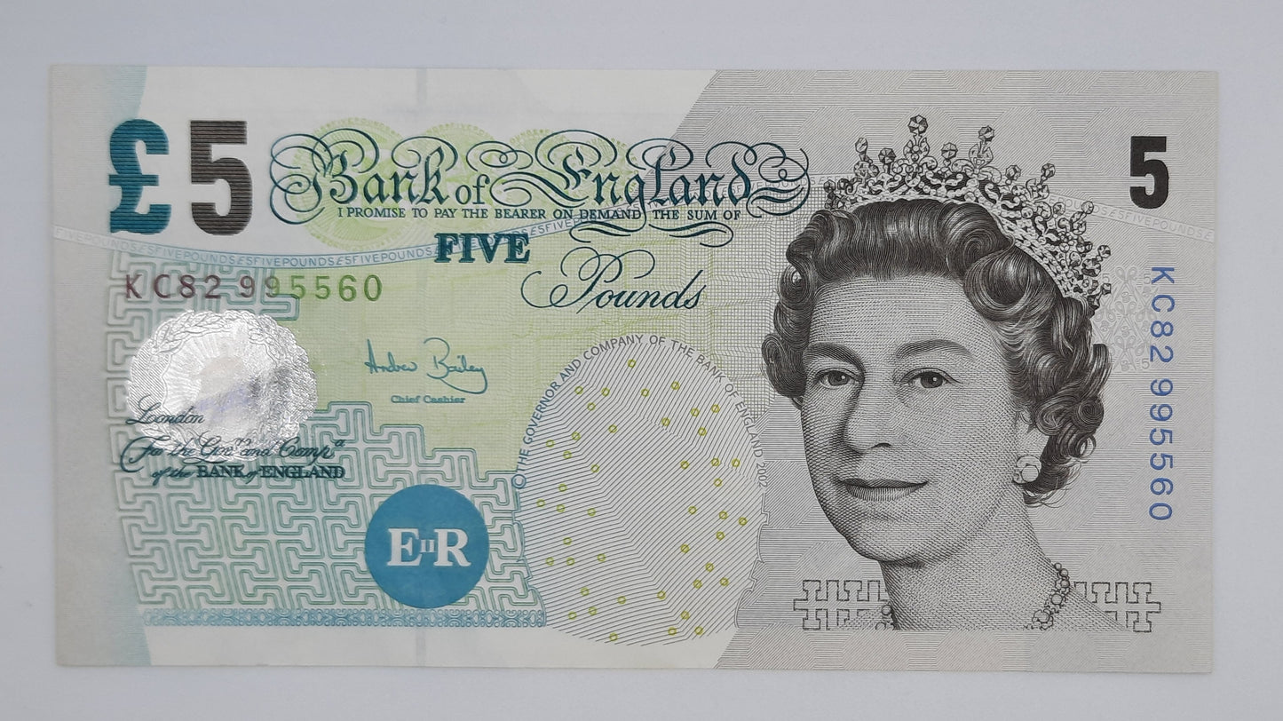 2004 Bank of ENGLAND, UK - £5 (Five) British Pounds GBP Banknote Serial No. KC82 995560 P-391c