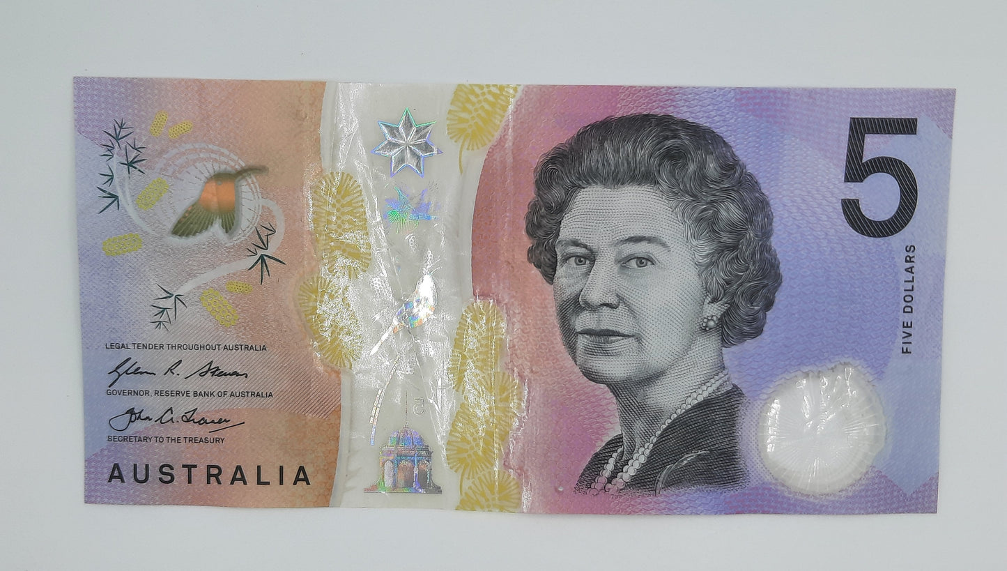 2016 Reserve Bank of Australia - 5 (Five) AUD Australian Dollar Banknote Serial No. CB 16388077 P-62a
