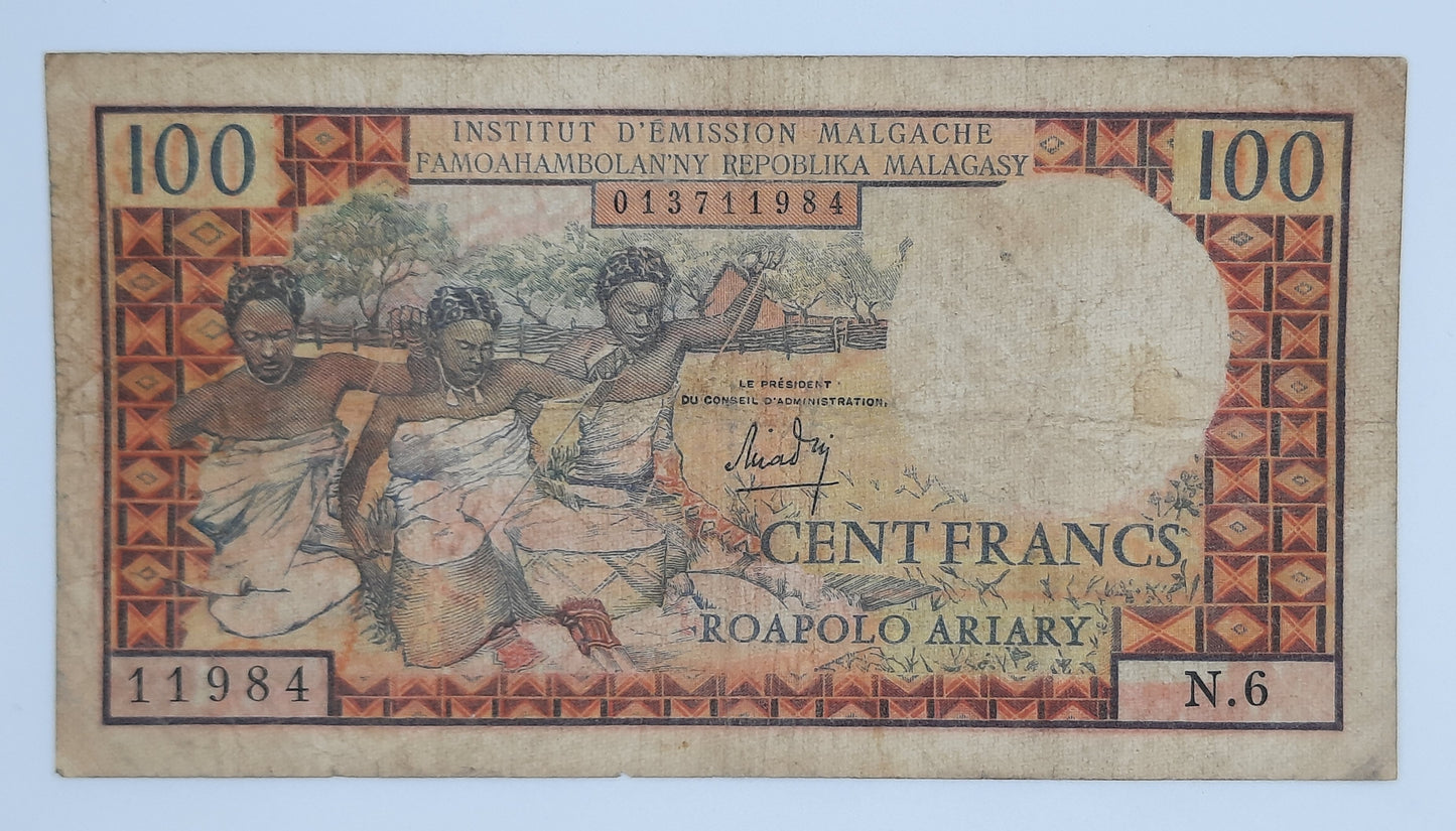 1966 Institute D'Emission Malgache (Central Bank of Madagascar) - 100 Francs Banknote, Serial No. N6 11984 P-57a