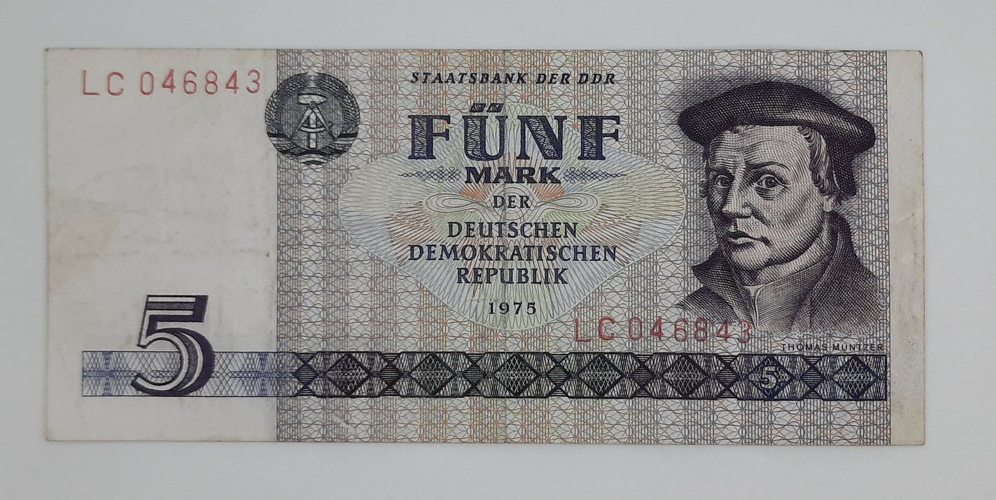 1975 East Germany GDR, Deutsche Notenbank der DDR -  5 Ostmark German Mark Banknote Serial No. LC 046843 P-24f