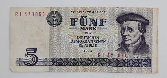 1975 East Germany GDR, Deutsche Notenbank der DDR -  5 Ostmark German Mark Banknote P-24f Serial No. RI 421060