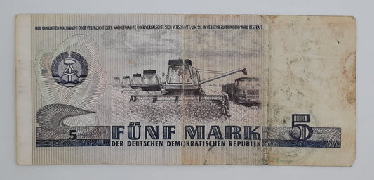 1975 East Germany GDR, Deutsche Notenbank der DDR -  5 Ostmark German Mark Banknote P-24f Serial No. RI 421060