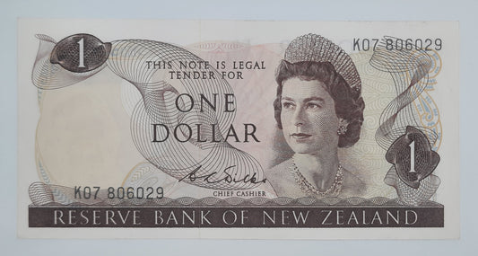1975 Reserve Bank of New Zealand - $1 (One) NZD Dollar Banknote Serial No. K07 806029 P-163c