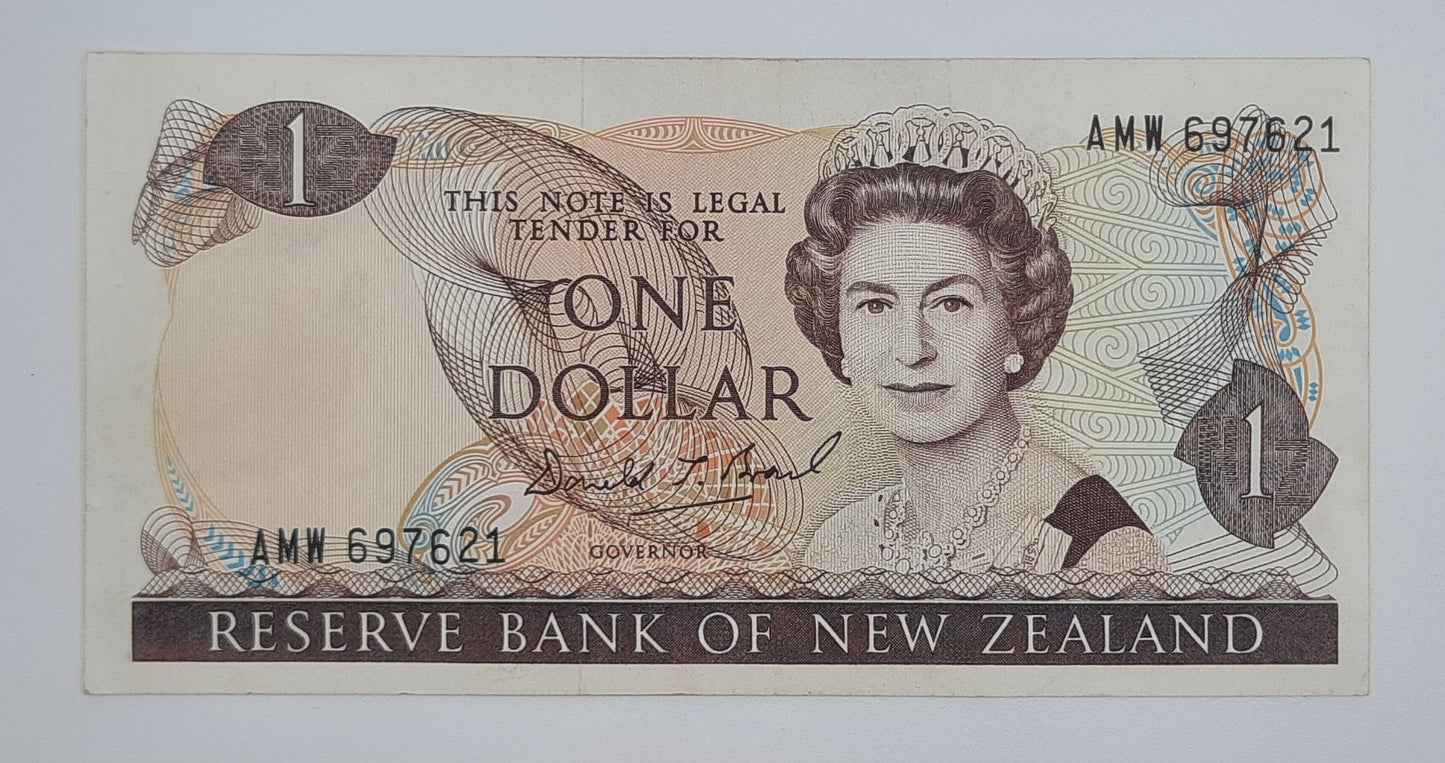 1989 Reserve Bank of New Zealand - $1 (One) NZD Dollar Banknote Serial No. AMW 697621 P-169c