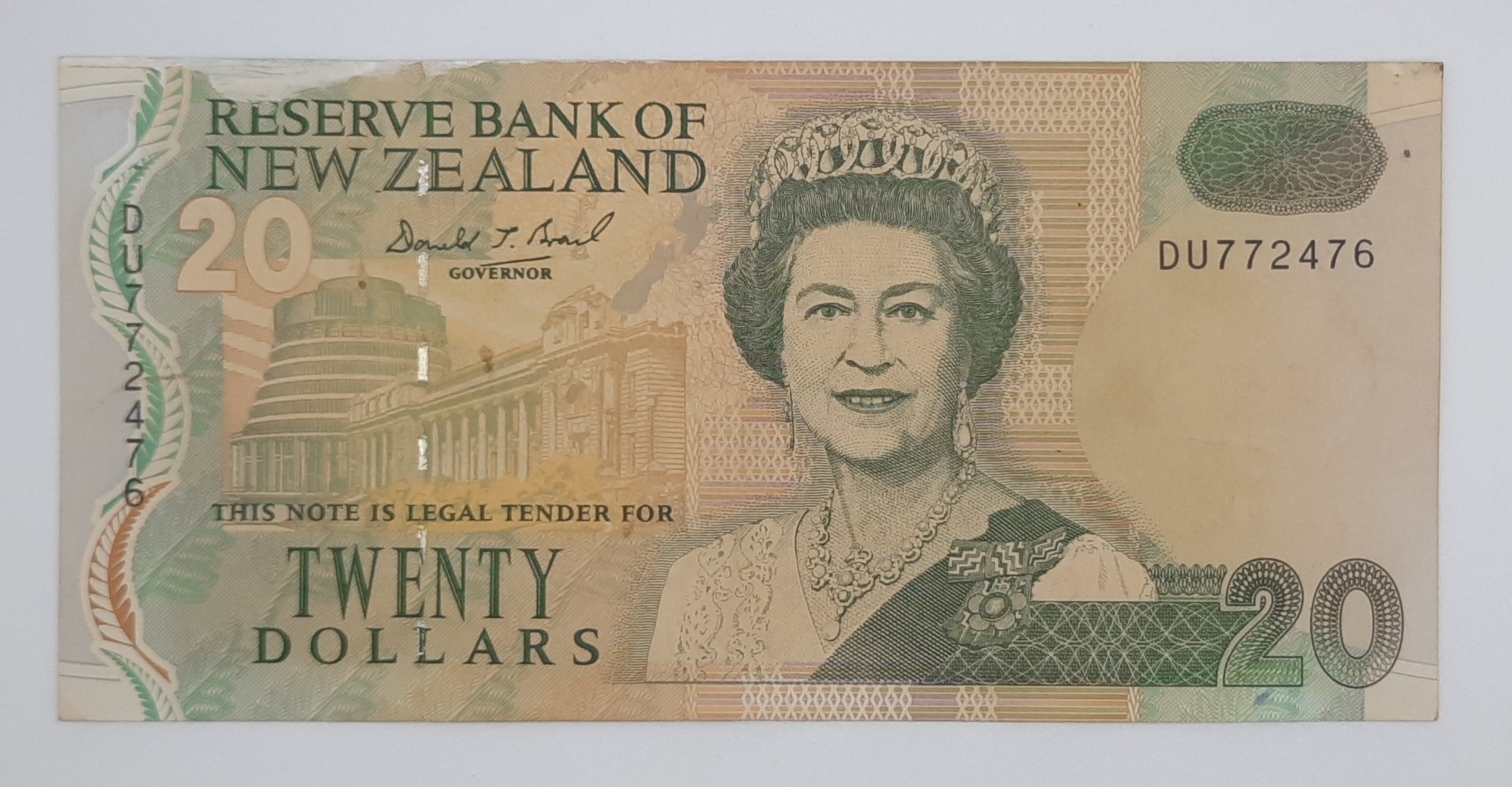 1994 Reserve Bank of New Zealand - $20 NZD Dollars Banknote Serial No ...