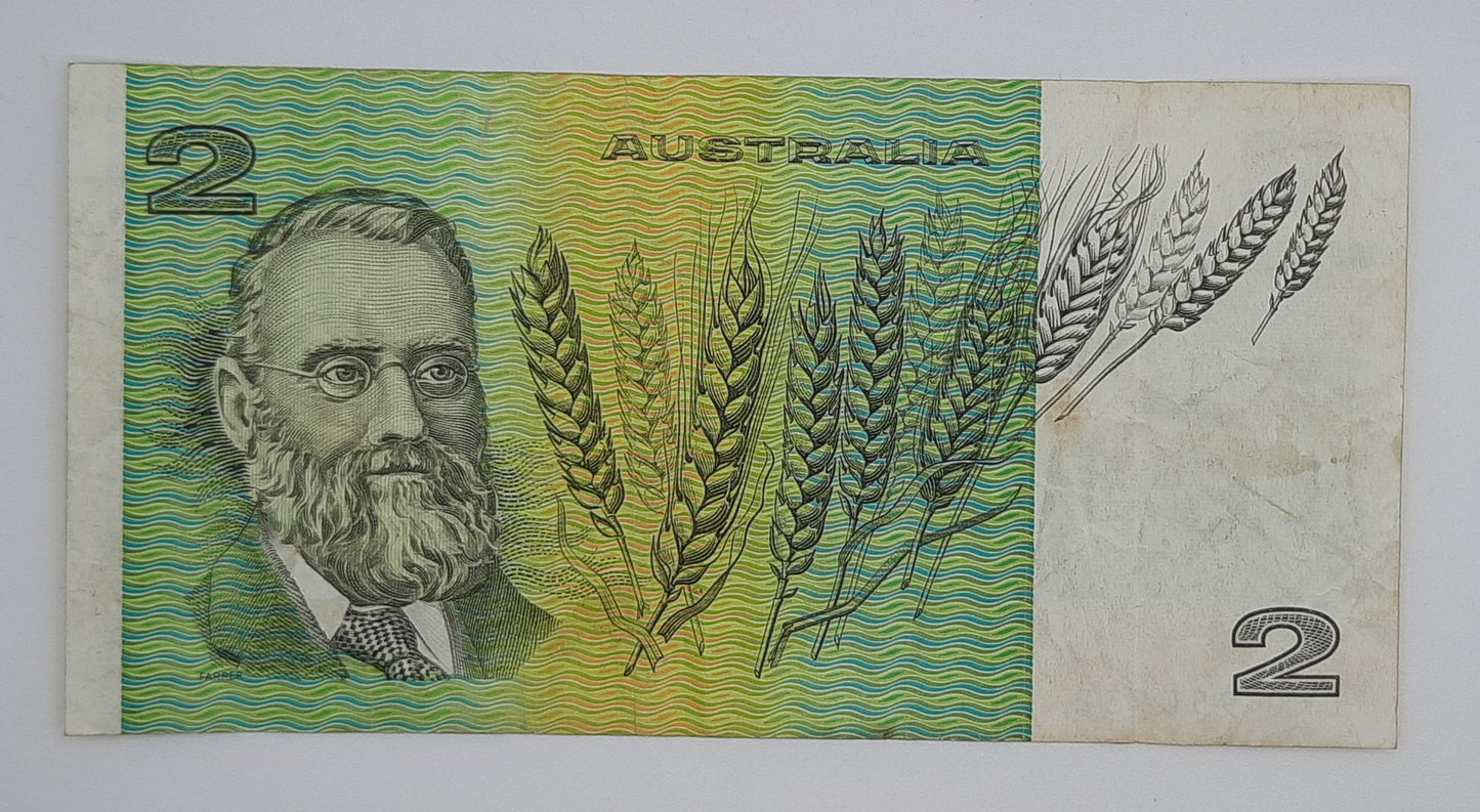 1985 Reserve Bank of Australia - 2 (Two) Australian AUD Australian Dollars Banknote Serial No. LKU 950932 P-43e