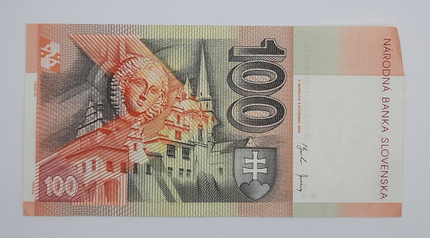 2004 Slovakia Narodna Banka Slovenska 100 Korun Banknote P-44a Serial No. U 81650484