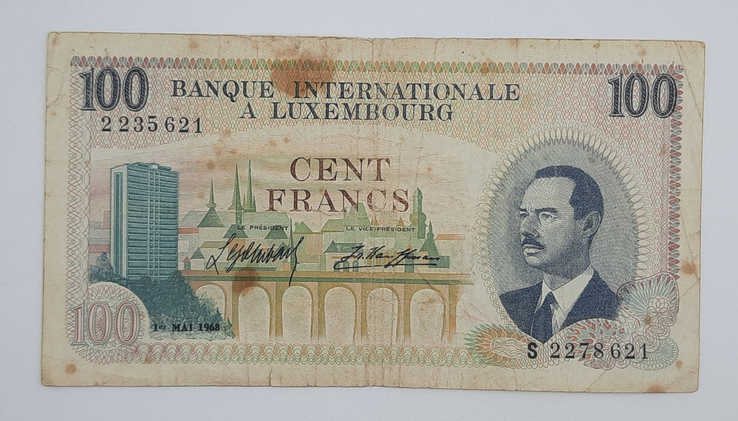 1968 Banque Internationale A Luxembourg 100 Francs Banknote P-14 Serial No. S 2278621