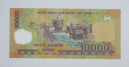 2010 Vietnam Cong Hoa Xa Hoi Chu Nghia - 10000 Vietnamese Dong Banknote P-119E Serial No. RI 08076753