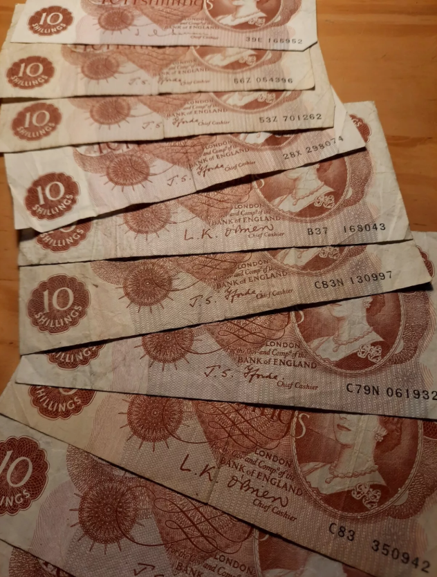 1960s -1970s Bank of England 10 /- British Shillings old Banknote - various Cashiers available on request